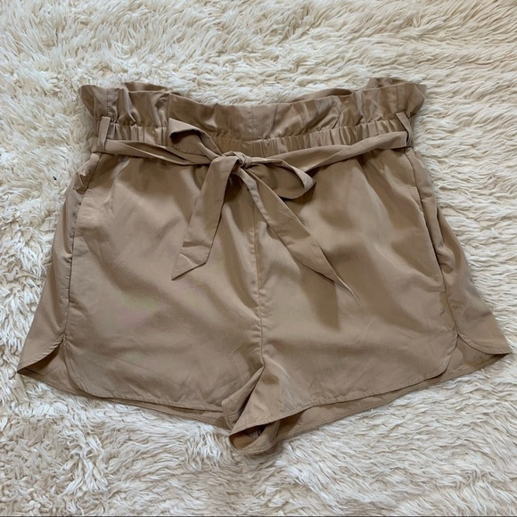 Express Paper Bag Waist Shortie High Rise shorts - Picture 2 of 6